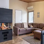 Keskikallio- Nuasjaervi By Interhome بيت للعطل فُوَكاتي