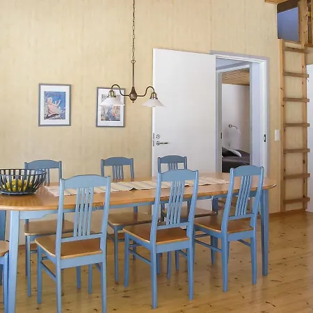 Keskikallio- Nuasjaervi By Interhome