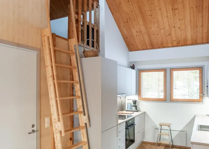 Keskikallio- Nuasjaervi By Interhome